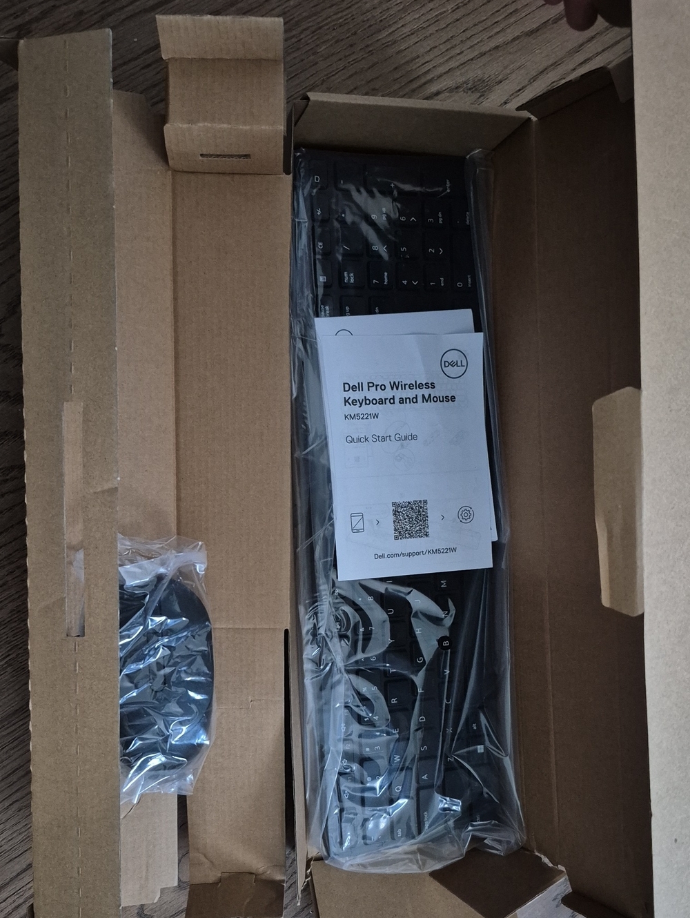 Dell Black Wireless Keyboard and Mouse Set (Pro KM5221W)